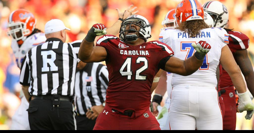 Robertson brings toughguy attitude to Gamecocks' defensive line