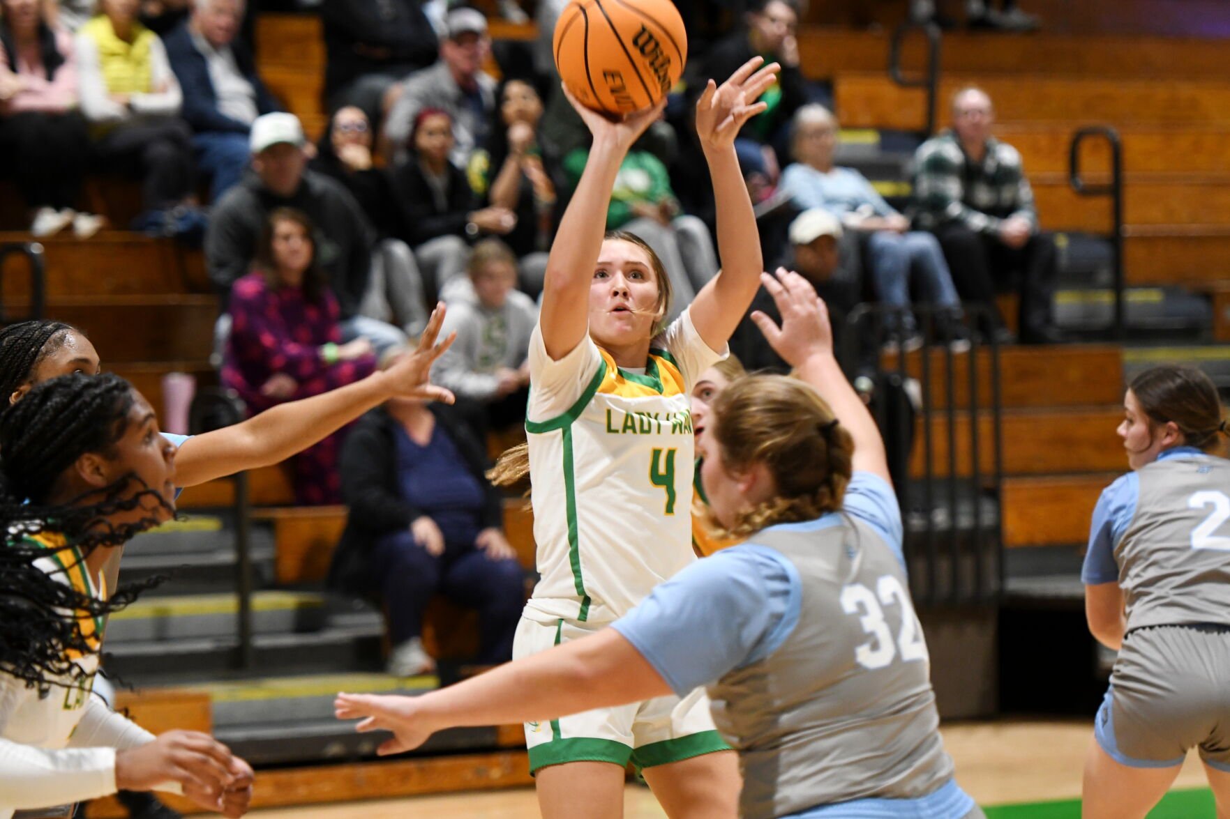 Summerville Defeats Dutch Fork 45-42 In Class 5A Girls Basketball ...