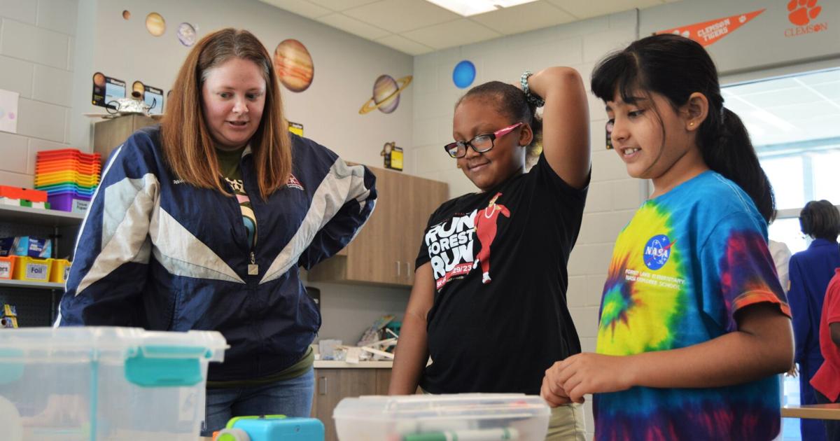 NASA partnership fuels science, space education at Columbia-area school