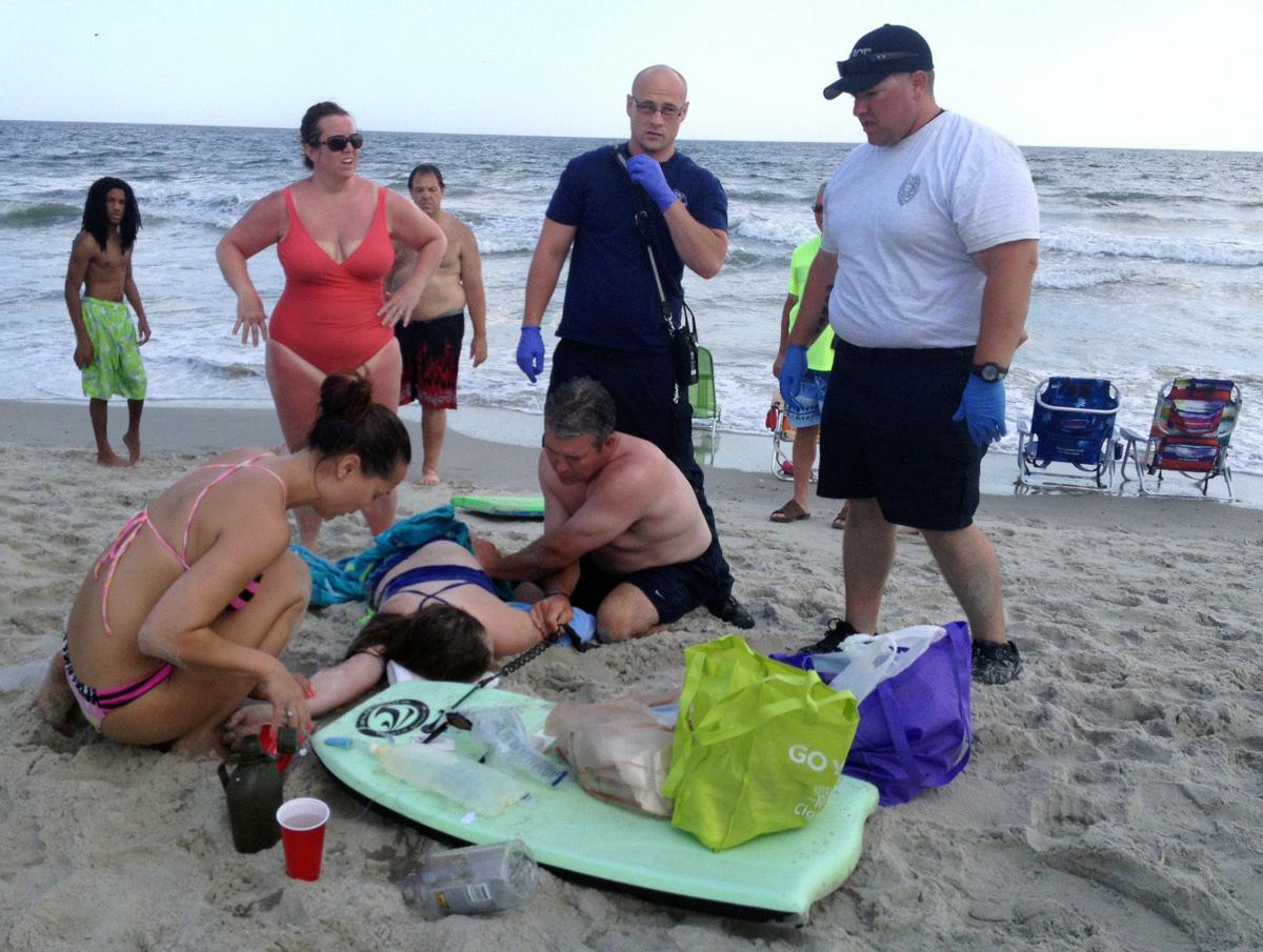 Vacationing shark-attack victims were in shallow water