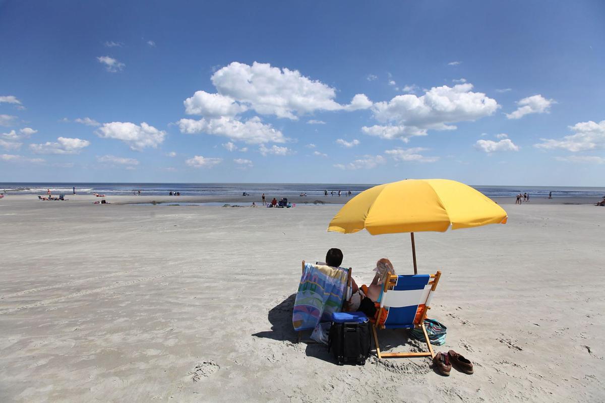 are dogs allowed on kiawah island beaches