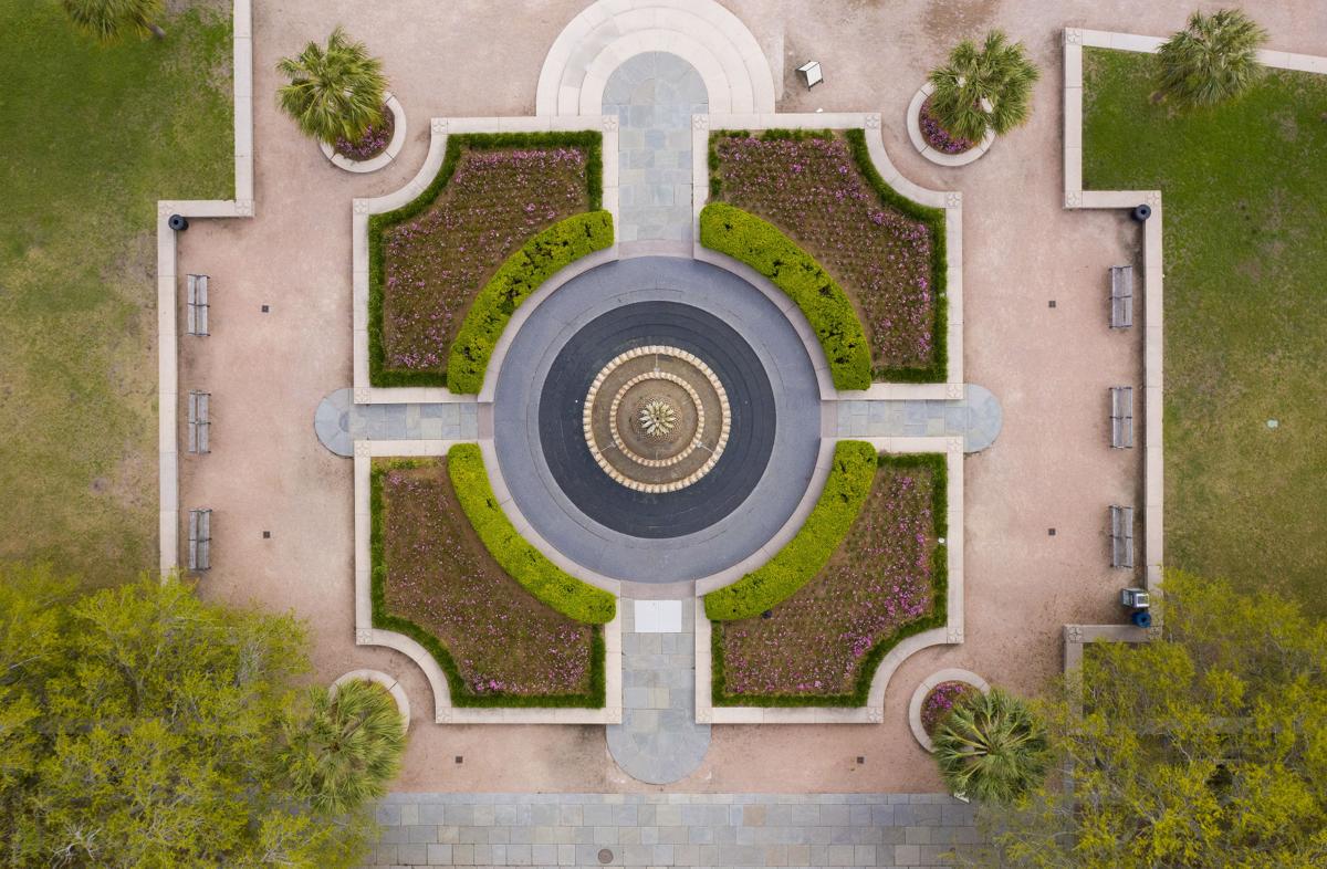 PRINT 2020 Pineapple Fountain.jpg (copy)
