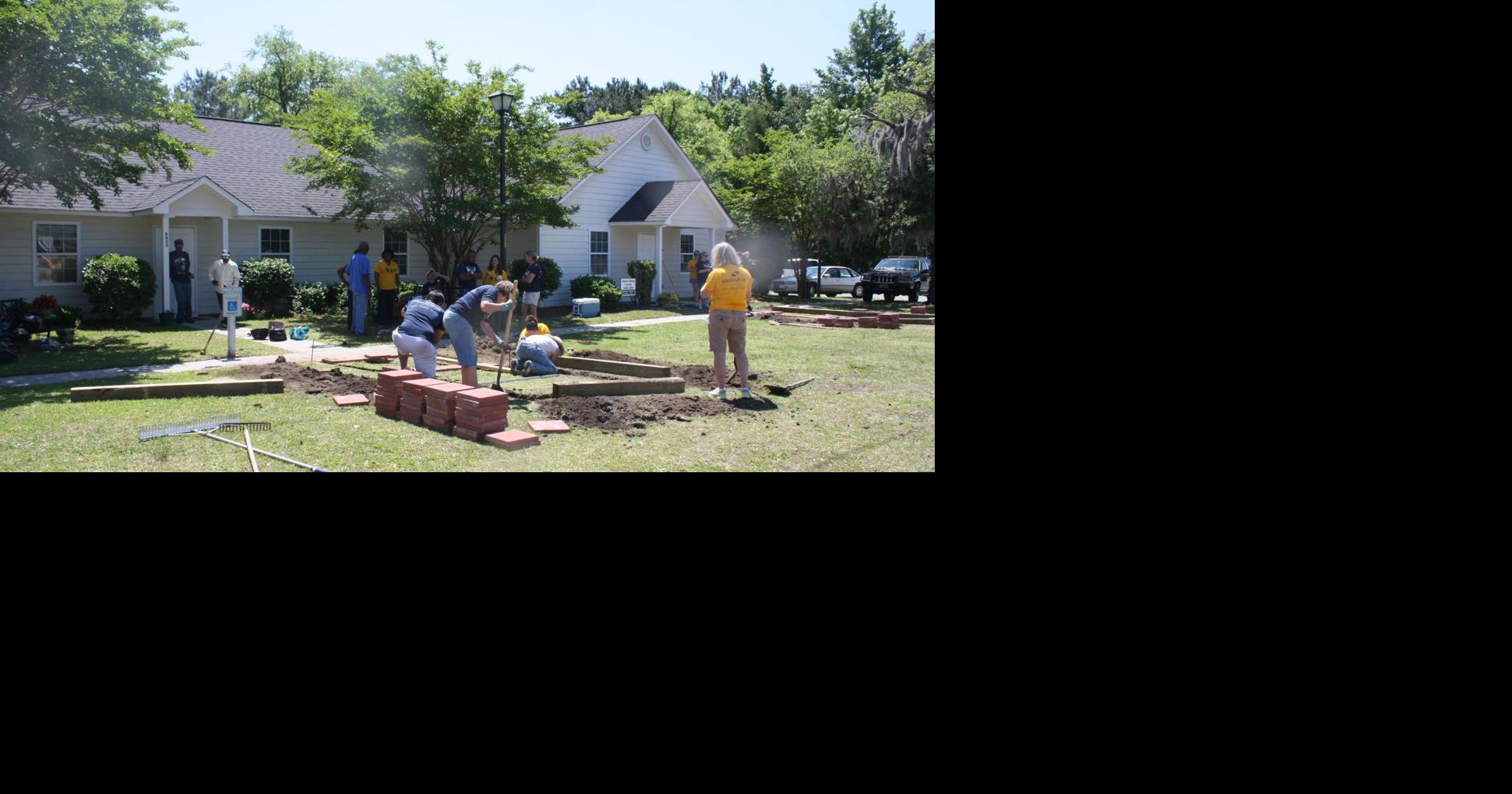 Awendaw Senior Center gets facelift News