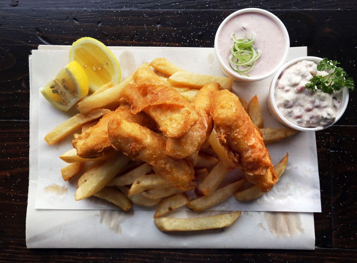 5 Places For Great Fried Fish In The Charleston Area No Lenten Friday Fish Fry Required Raskin Around Postandcourier Com