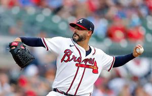 Martin Pérez’s improbable Braves journey, from contemplating retirement to 100 wins