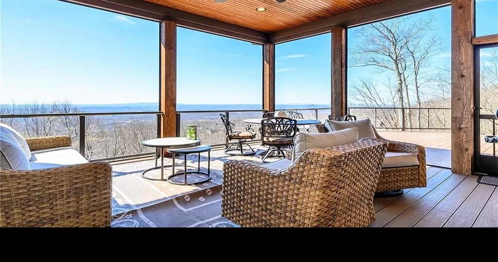 At Cliffs of Glassy, a new rival arises for record sales price