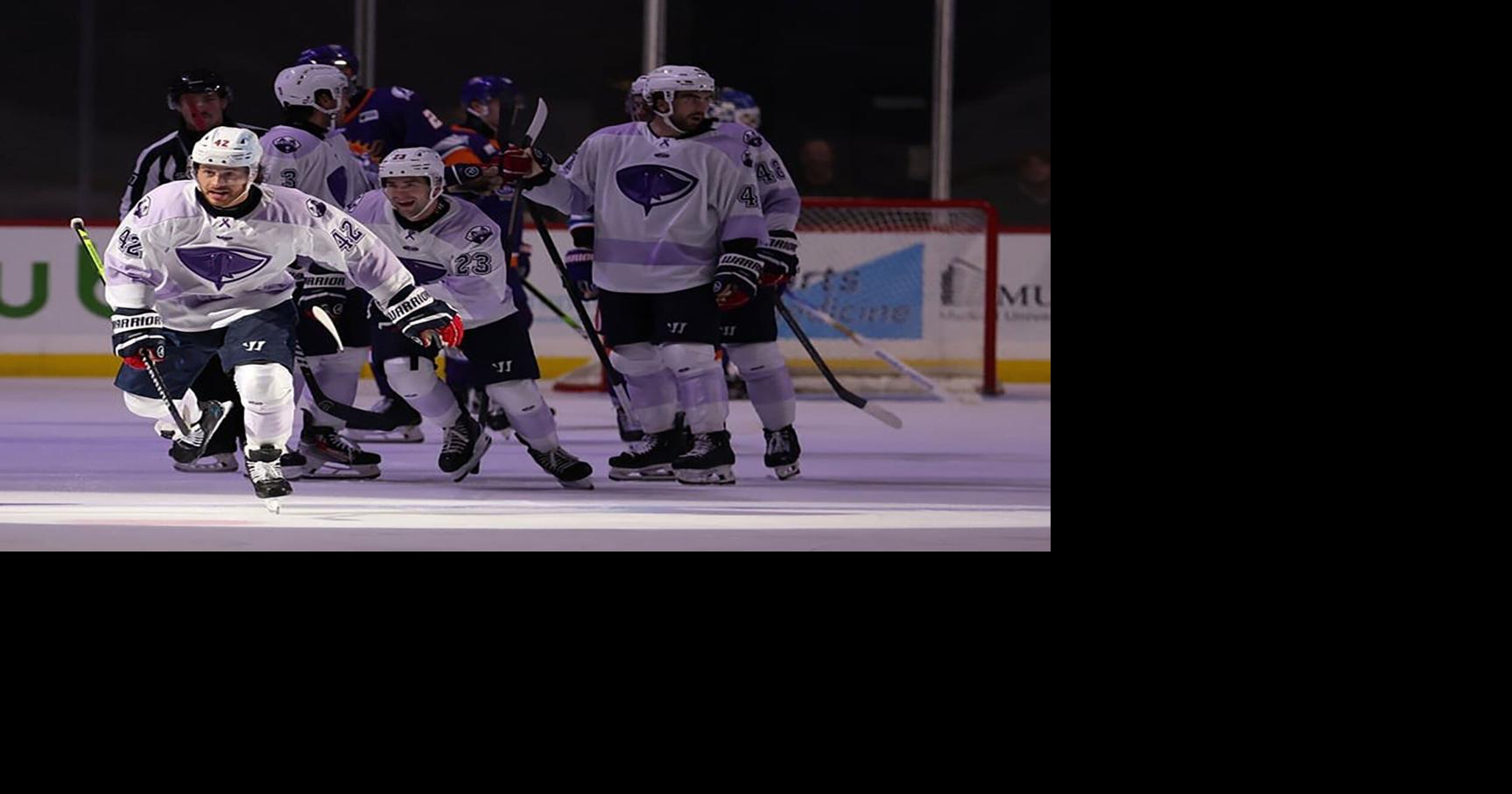 Three unanswered goals propel Stingrays at home