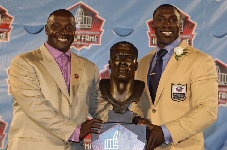 Sterling Sharpe is USC's 1st member of the Pro Football HOF