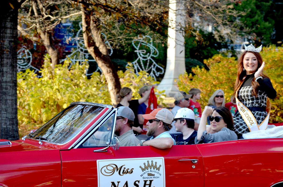 ChristmasParade_Cannon3.jpg