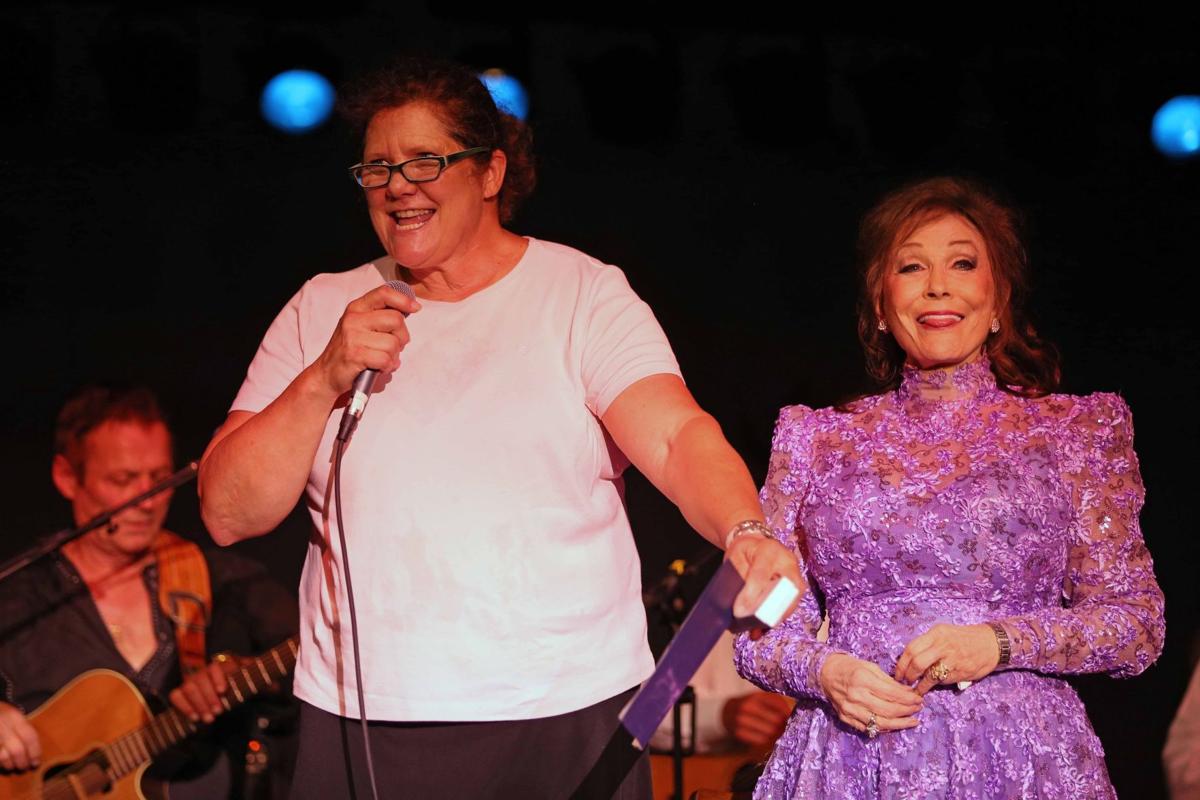 Loretta Lynn at Boone Hall
