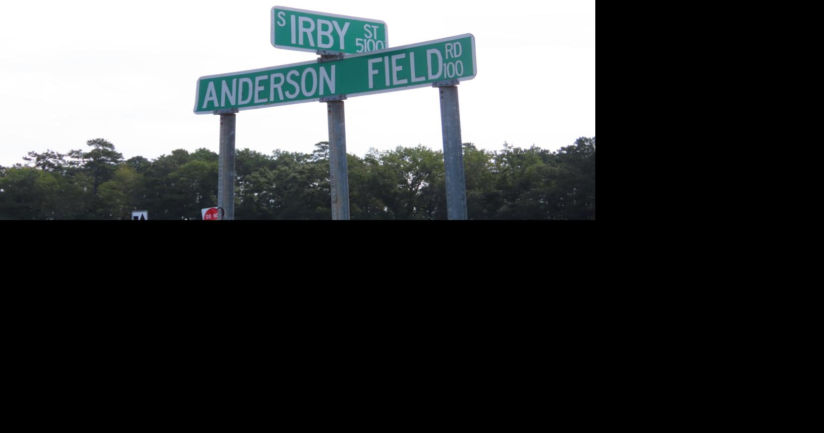 Man Florence County deputy shot and killed fired at an ambulance and fled before death, SLED says