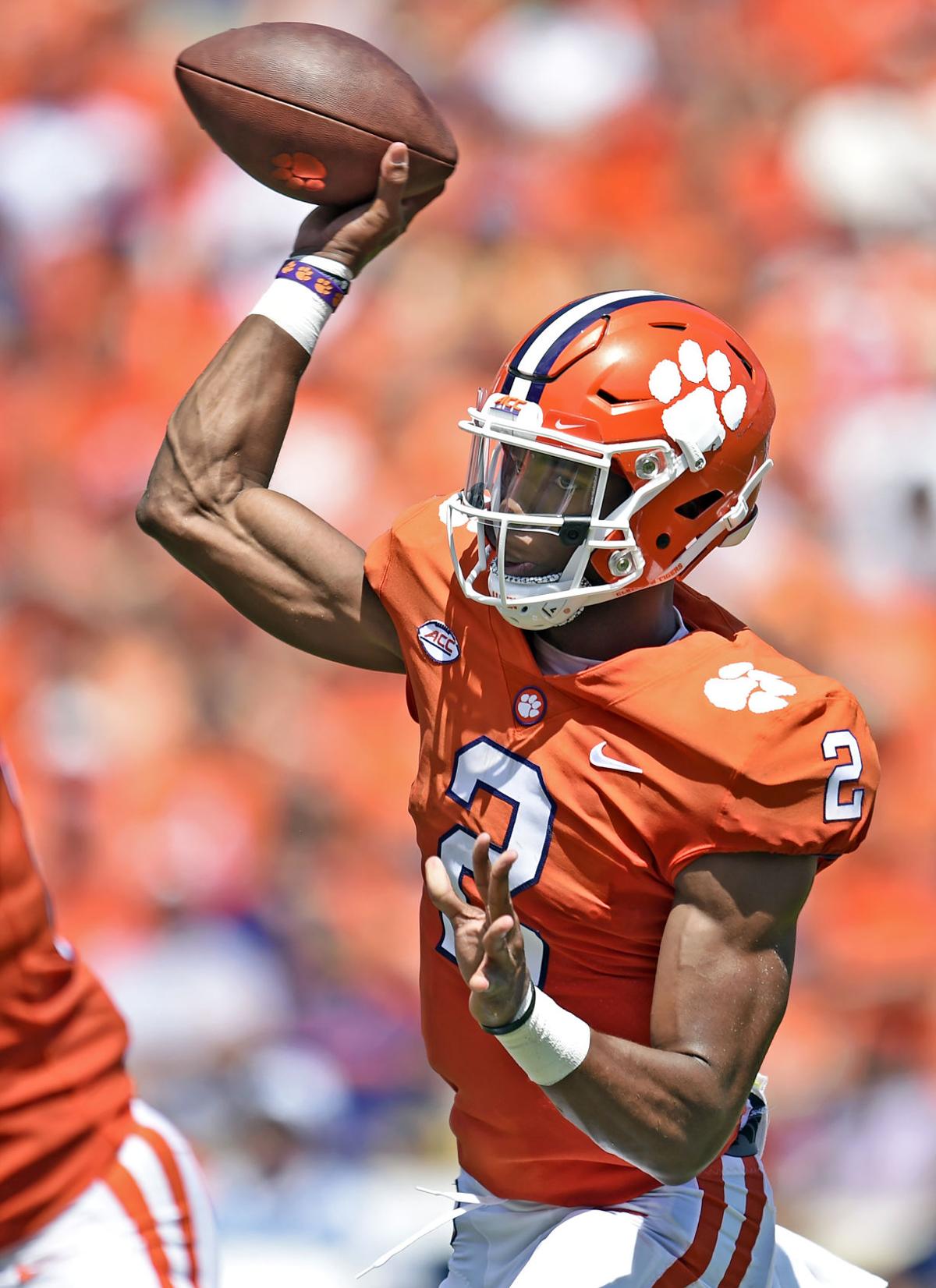 Taught by Deshaun Watson, Kelly Bryant forcing himself to ...