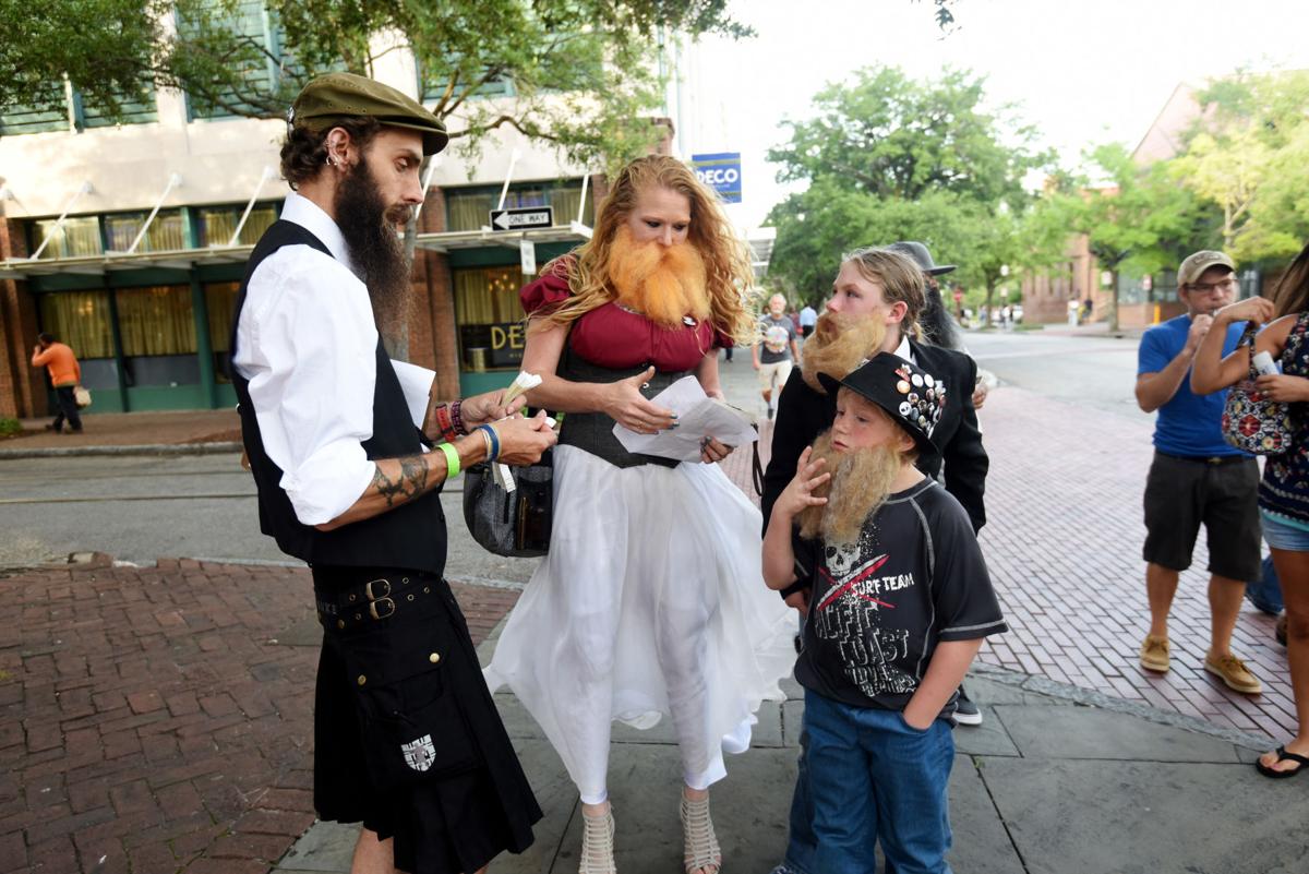 pc-052718-fe-beardsscene-00013