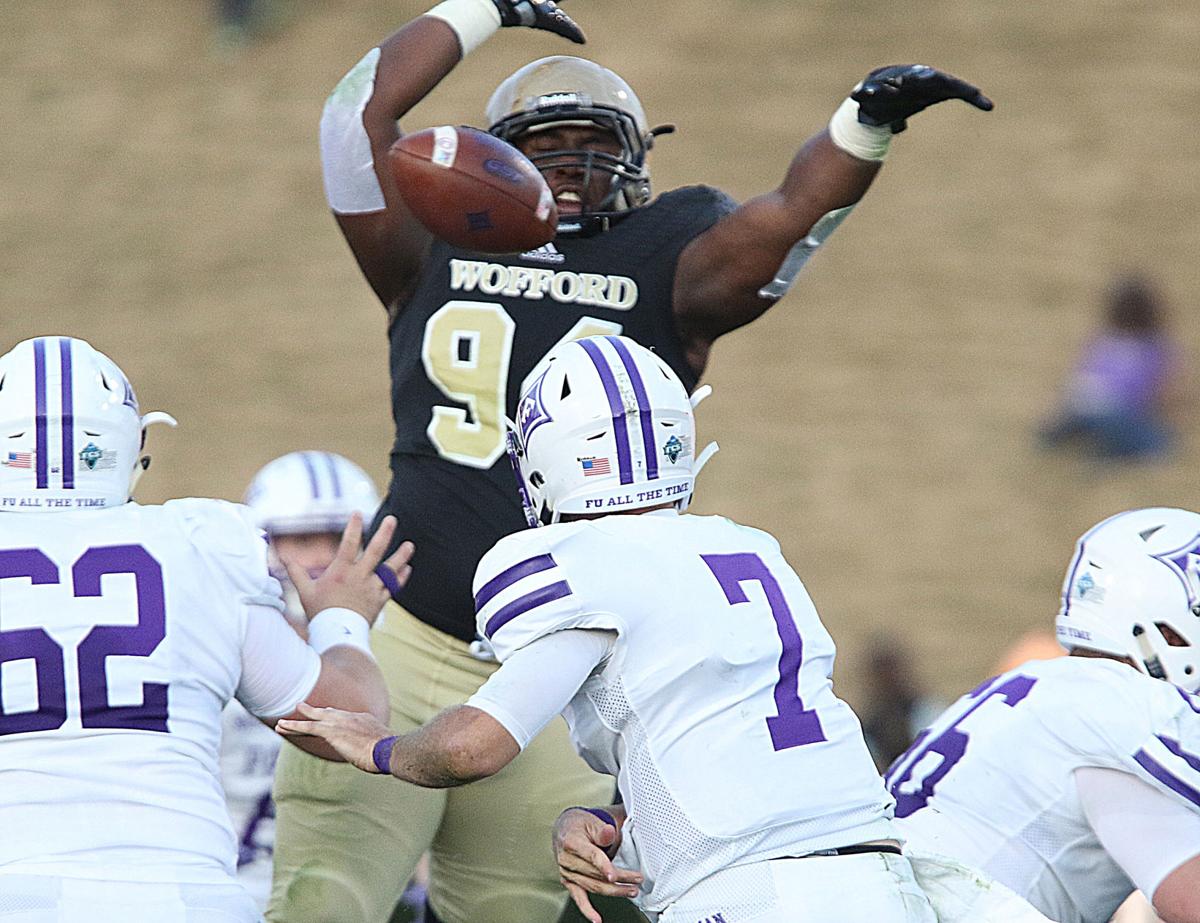 Wofford Reaches Fcs Quarterfinals With 28 19 Win Over Rival Furman