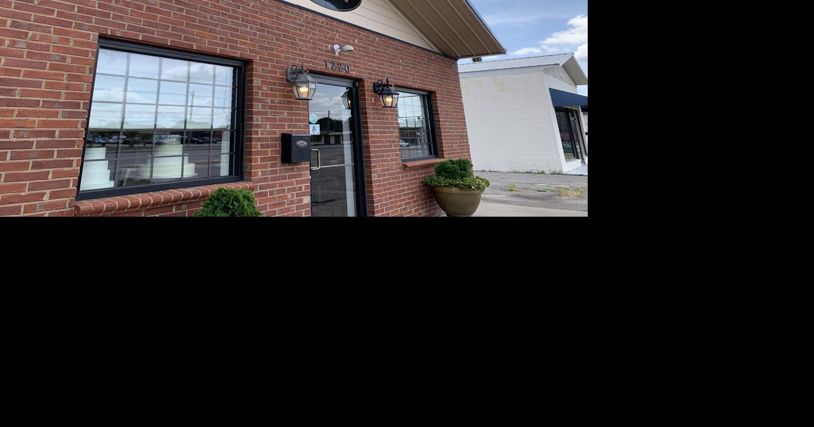 Longtime West Columbia bakery Parkland Cakes closing 'Like family to