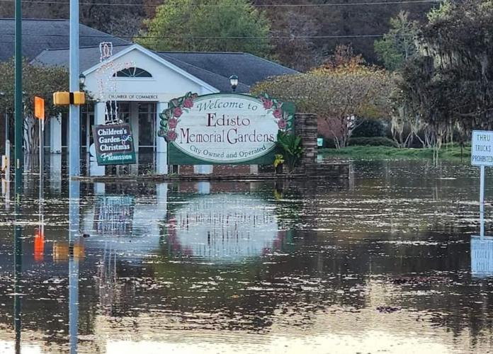Record flooding in Orangeburg traps drivers wash out roads