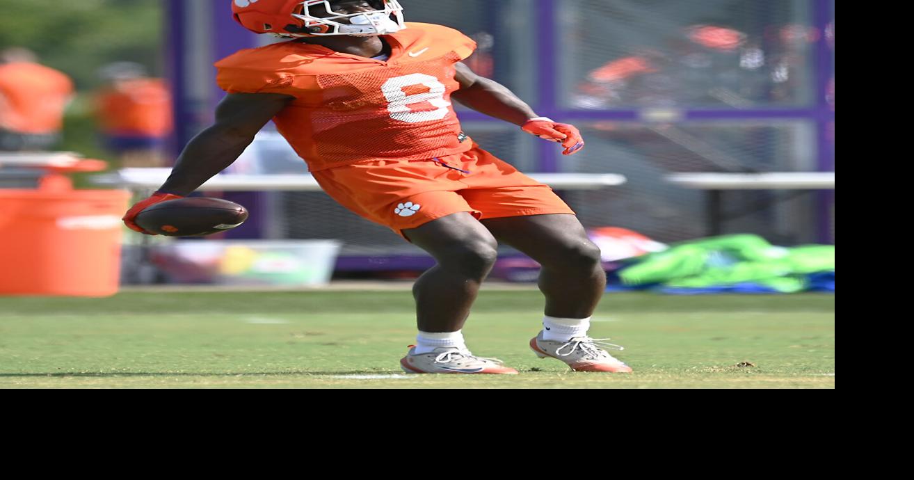 Gideon Davidson is only a sophomore. Clemson needs him to play like an upperclassman.