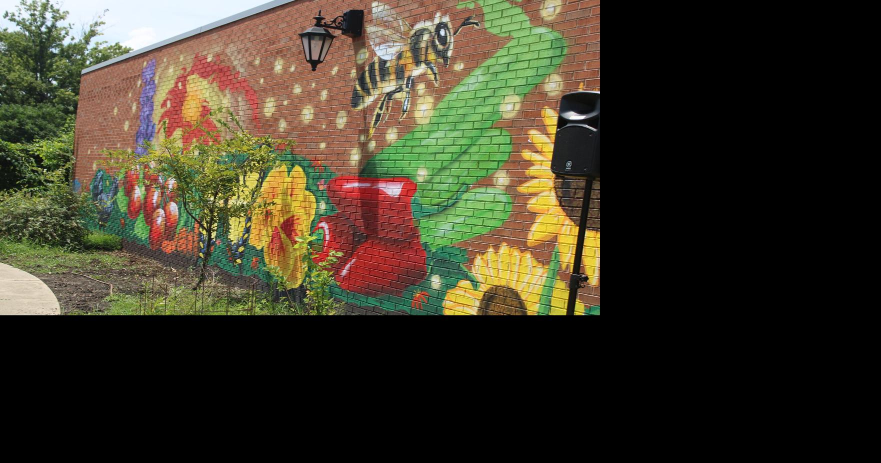 Mural unveiled at Golden Harvest Master's Table brings connection to urban garden in Augusta
