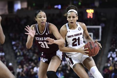 Top Ranked Gamecocks Finish Perfect Sec Season With Win Over Texas