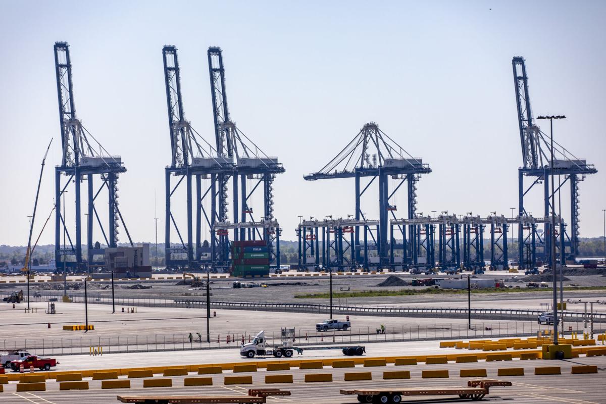 Hugh Leatherman Terminal 25.jpg