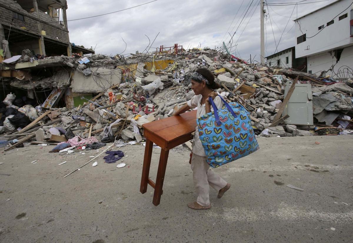 Ecuador earthquake: hundreds dead, thousands injured