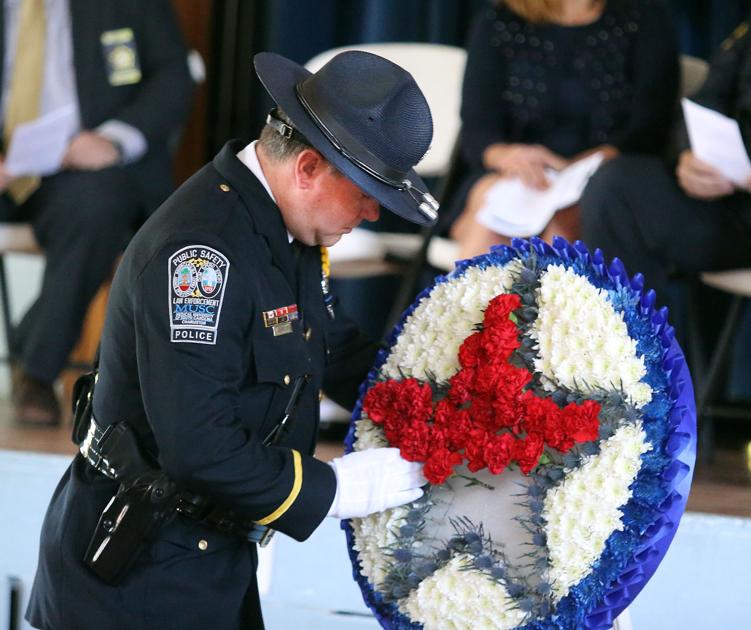 65 Flowers Represented The Fallen Lowcountry Police