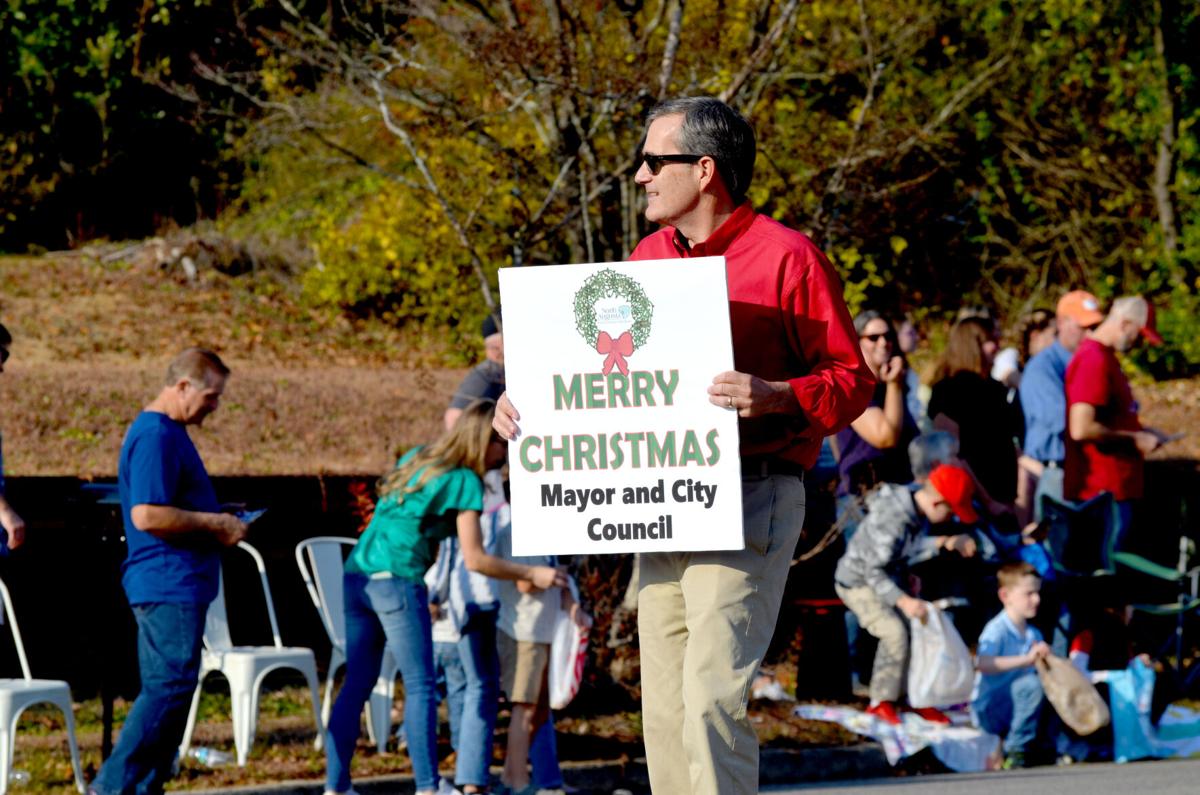 ChristmasParade_Cannon5.jpg