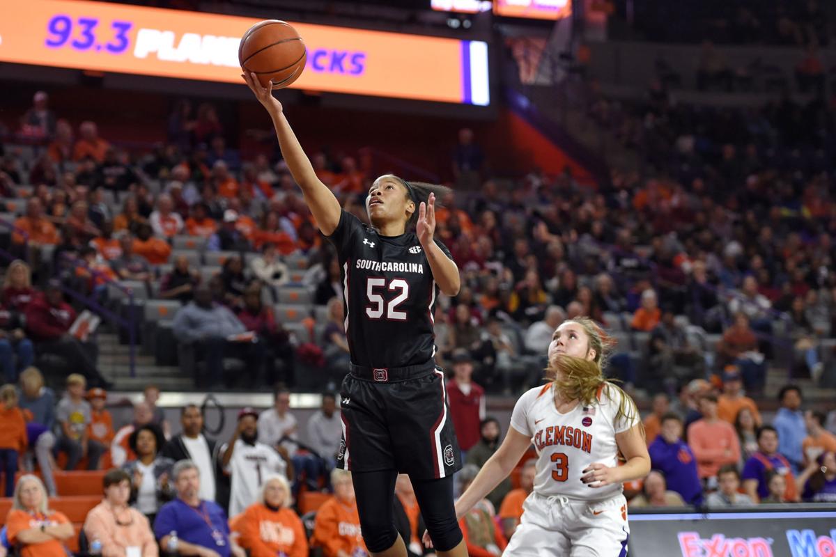 Gamecocks Steamroll Clemson For 10th Straight Win In Womens