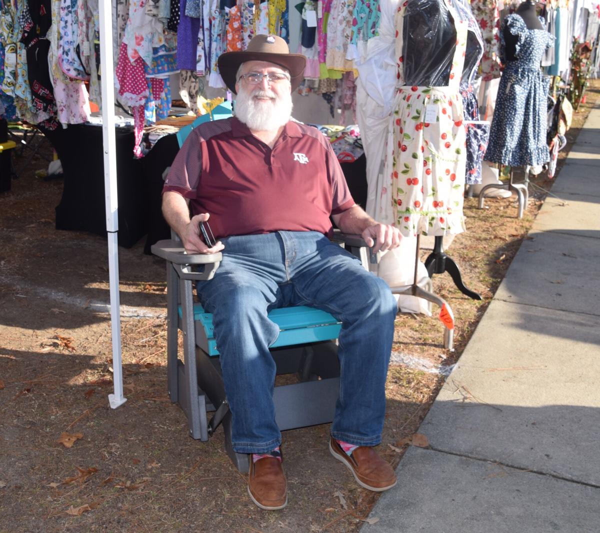 Christmas Craft Show Opens Today At H Odell Weeks Center News christmas-craft-show-opens-today-at-h-odell-weeks-center-news