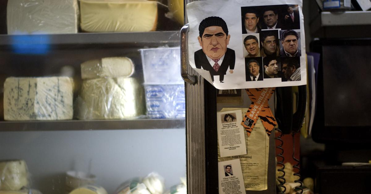 Vincent Pastore, Whose 'Sopranos' Character Ratted Out Tony, Dies at 80