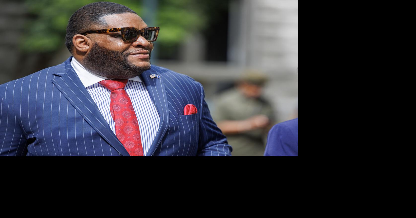 First sentencing handed down in North Charleston corruption probe; USC to take on UConn tonight