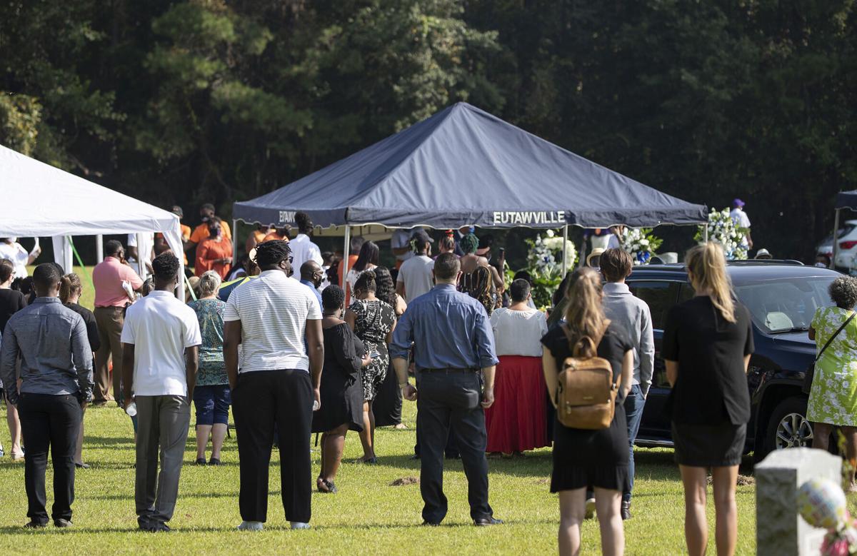 site crowd.jpg