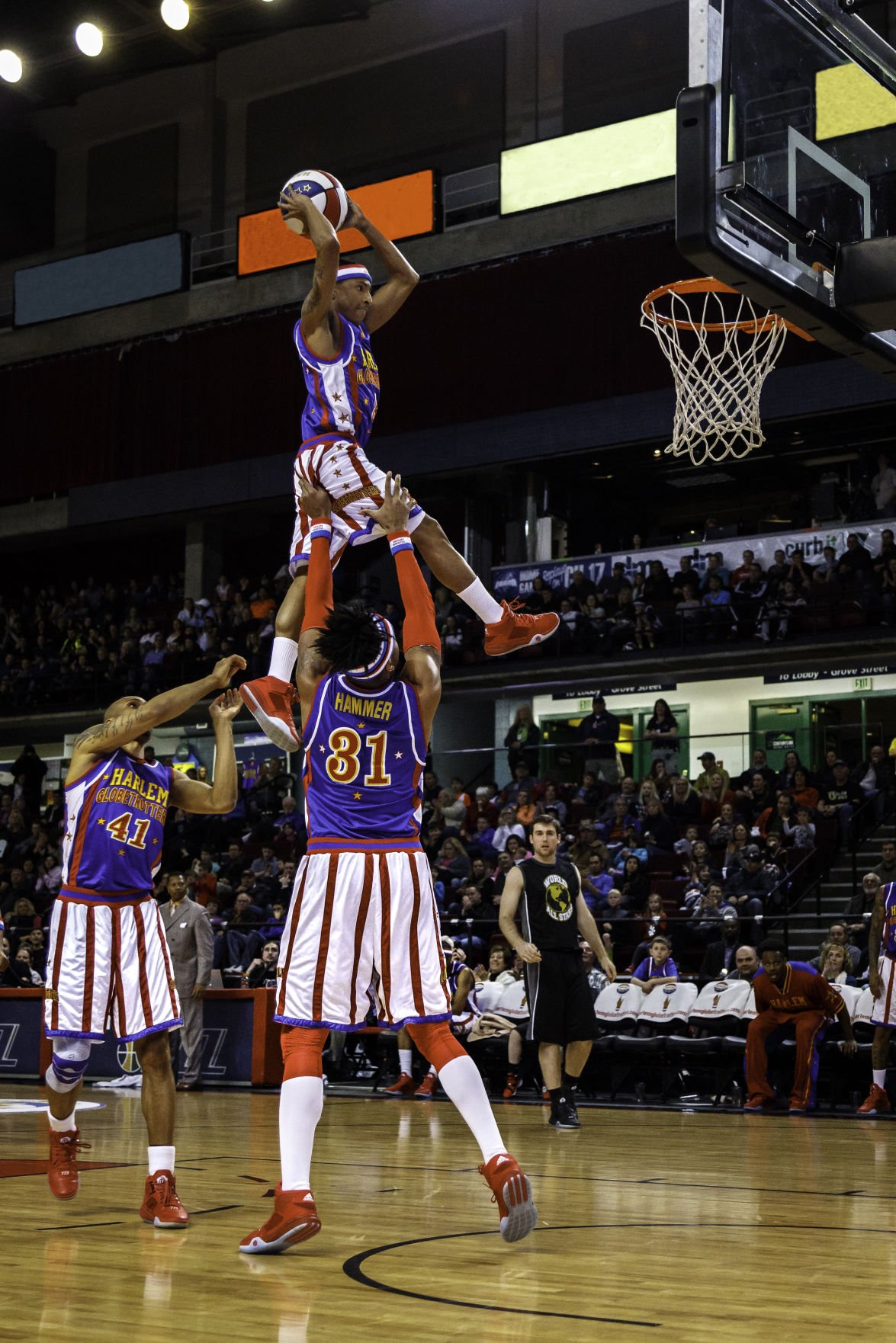 The legendary Harlem Globetrotters will show off basketball wizardry