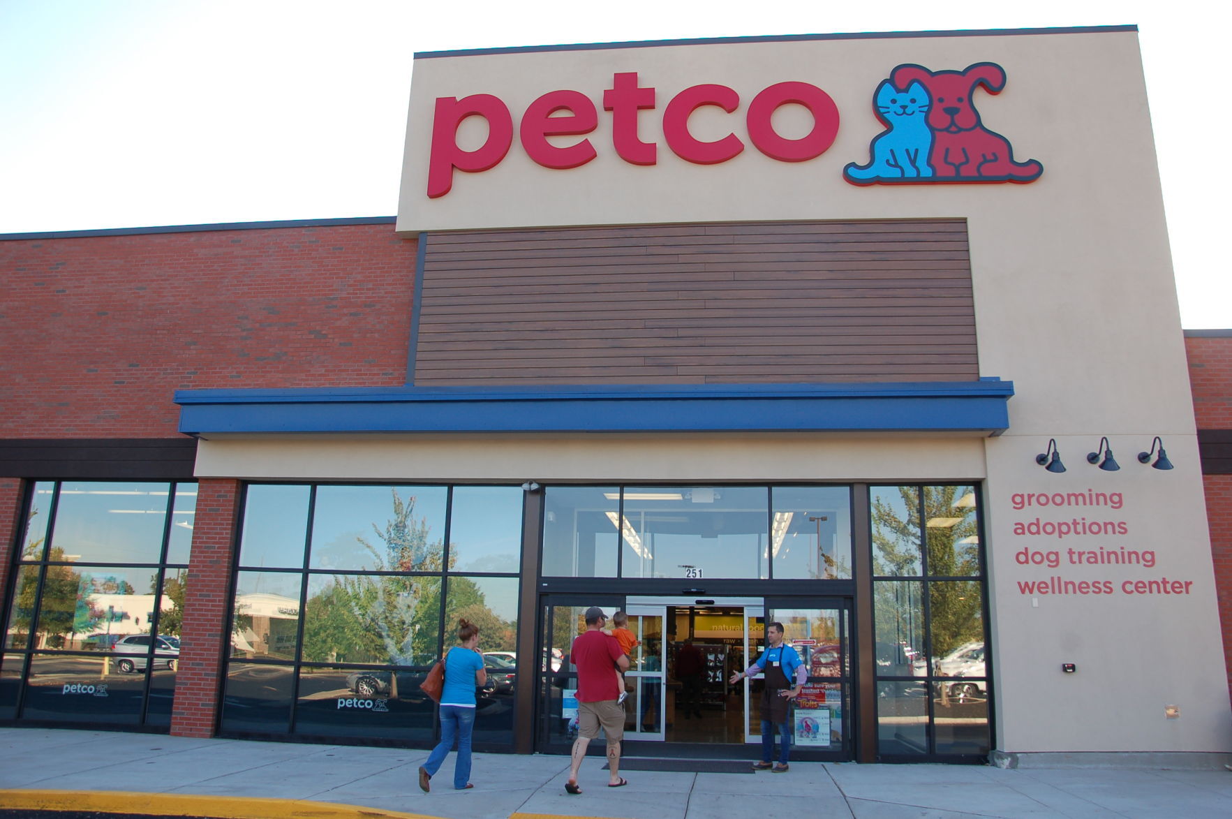 nearest petco stores