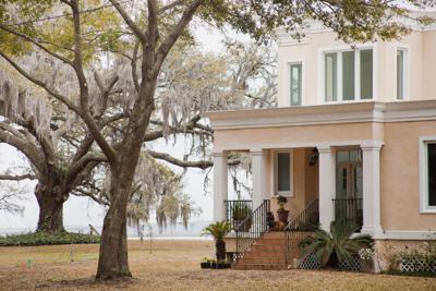 Living On The Edge West Ashley Enclaves Bordering Stono River