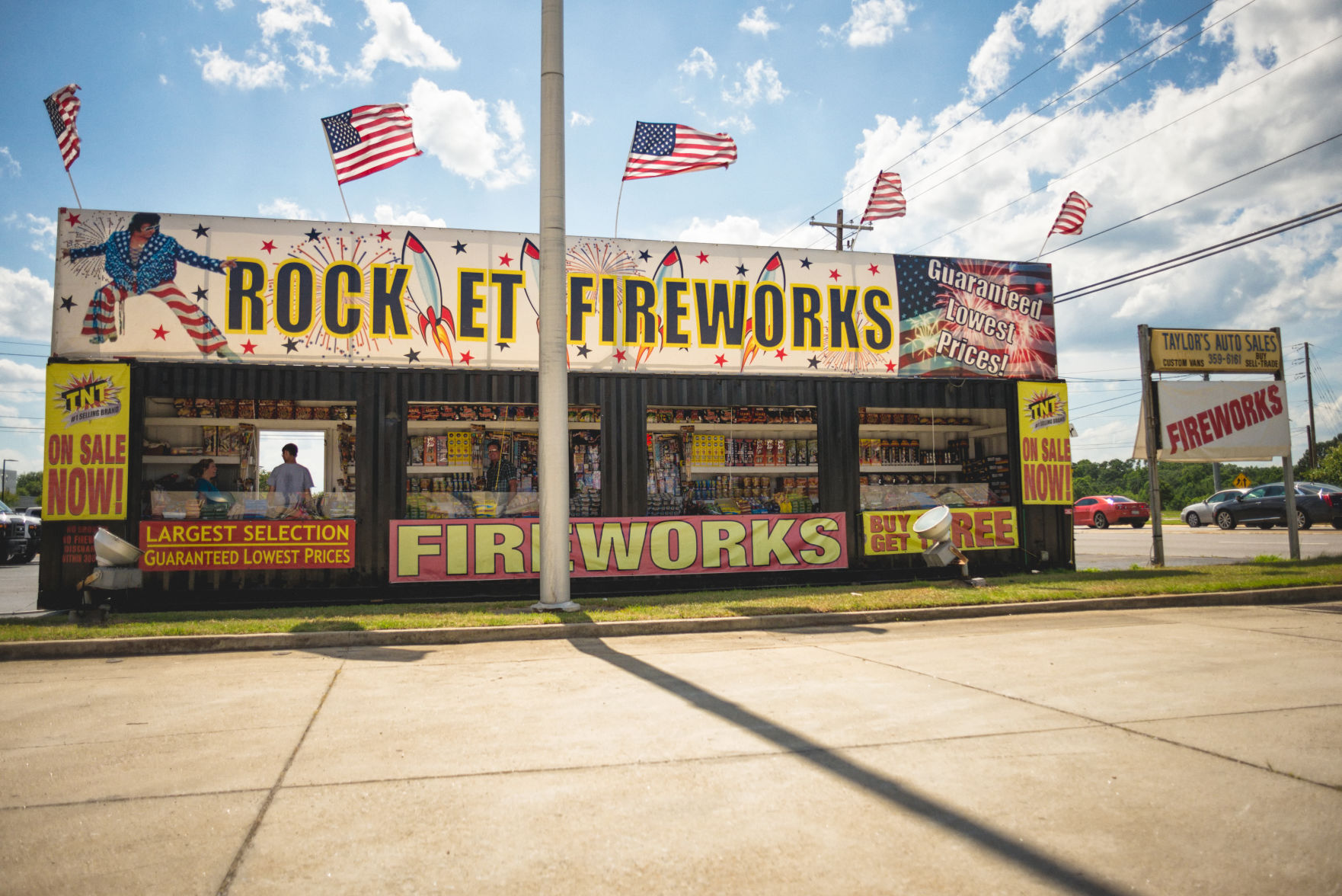 Pyro Nation In the Midlands and Beyond, Fireworks Still Fascinate Cover Stories postandcourier pic