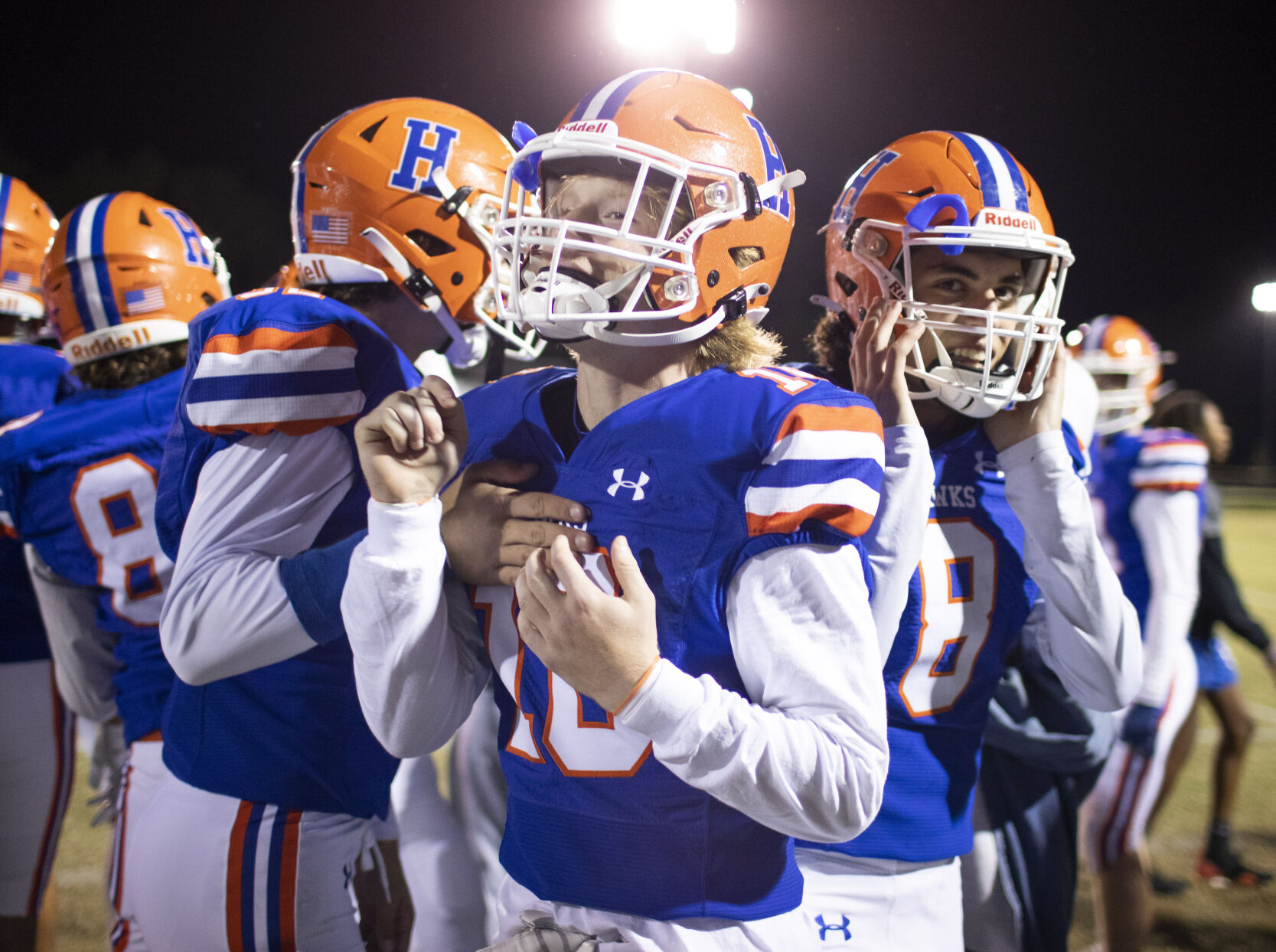 Kevon Rivera rushes for 264 yards and scores 5 touchdowns in Hanahan’s playoff victory over Aynor