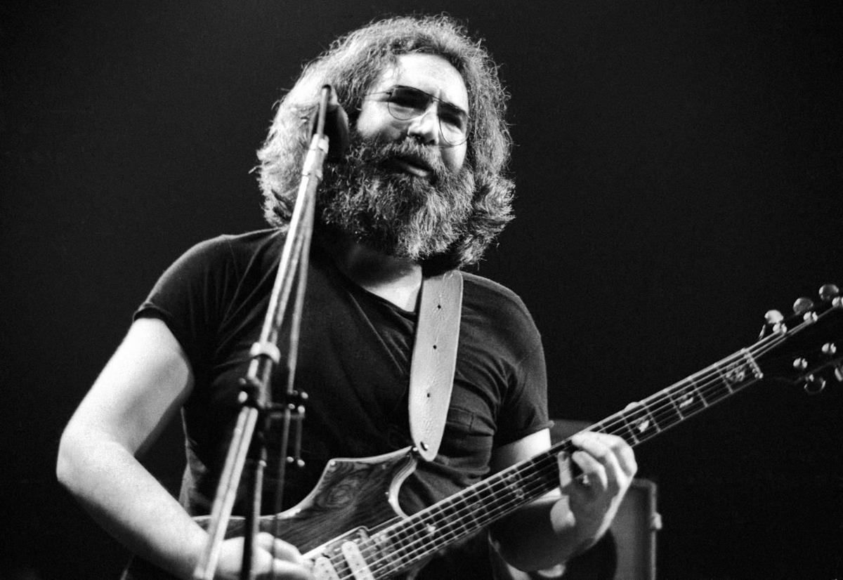 Grateful Dead Photographer To Present Slideshow Sign Books In