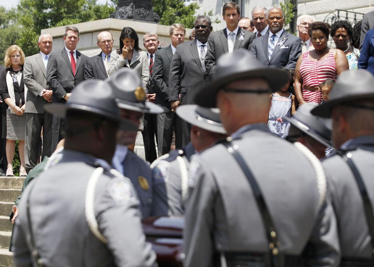 Pinckney lies in state in Columbia