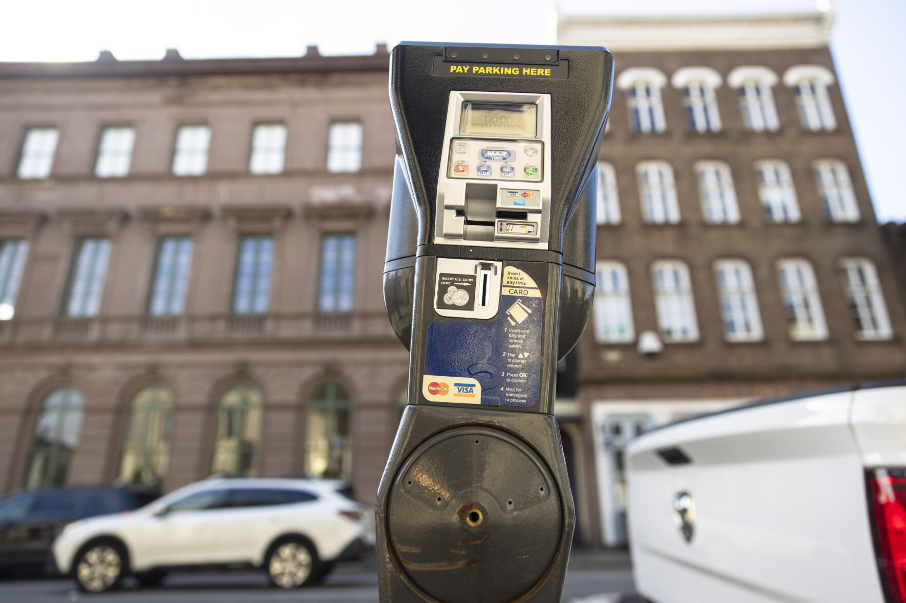 Charleston unveils new parking meters with pay by app option