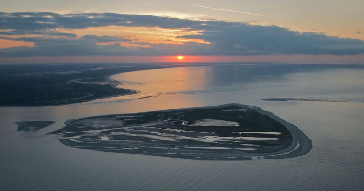 Born to die? The lifecycle of South Carolina's 'ephemeral' islands, explained.