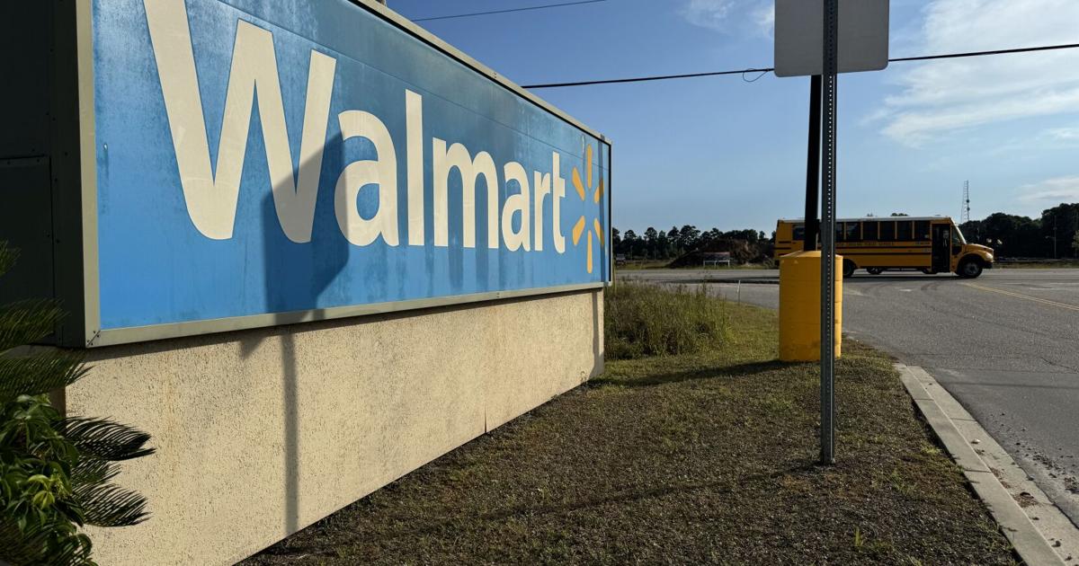 Myrtle Beach-area development could add shopping center, hundreds of homes and 501 traffic light Myrtle Beach-area development could add shopping center, hundreds of homes and 501 traffic light
