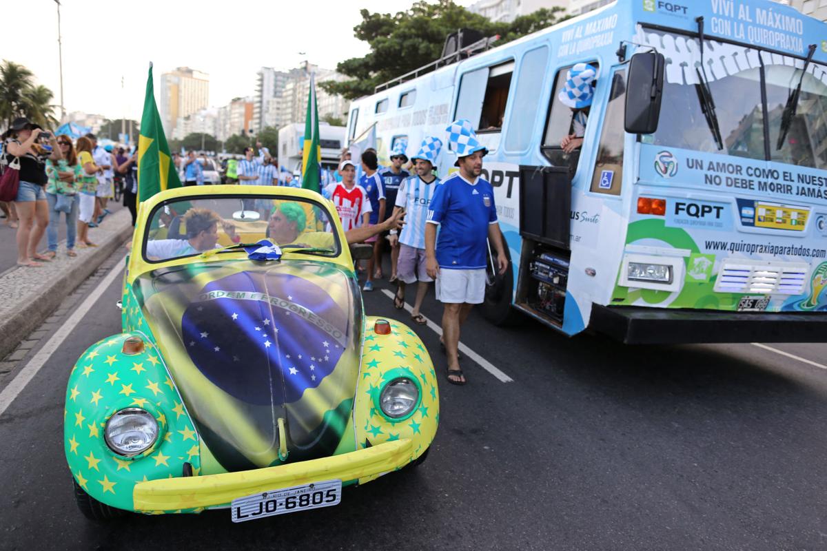 Brazil Wcup Argentine Invasion