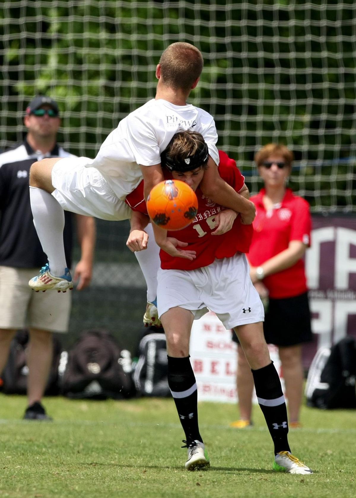 Pinewood boys soccer vs. Cardi