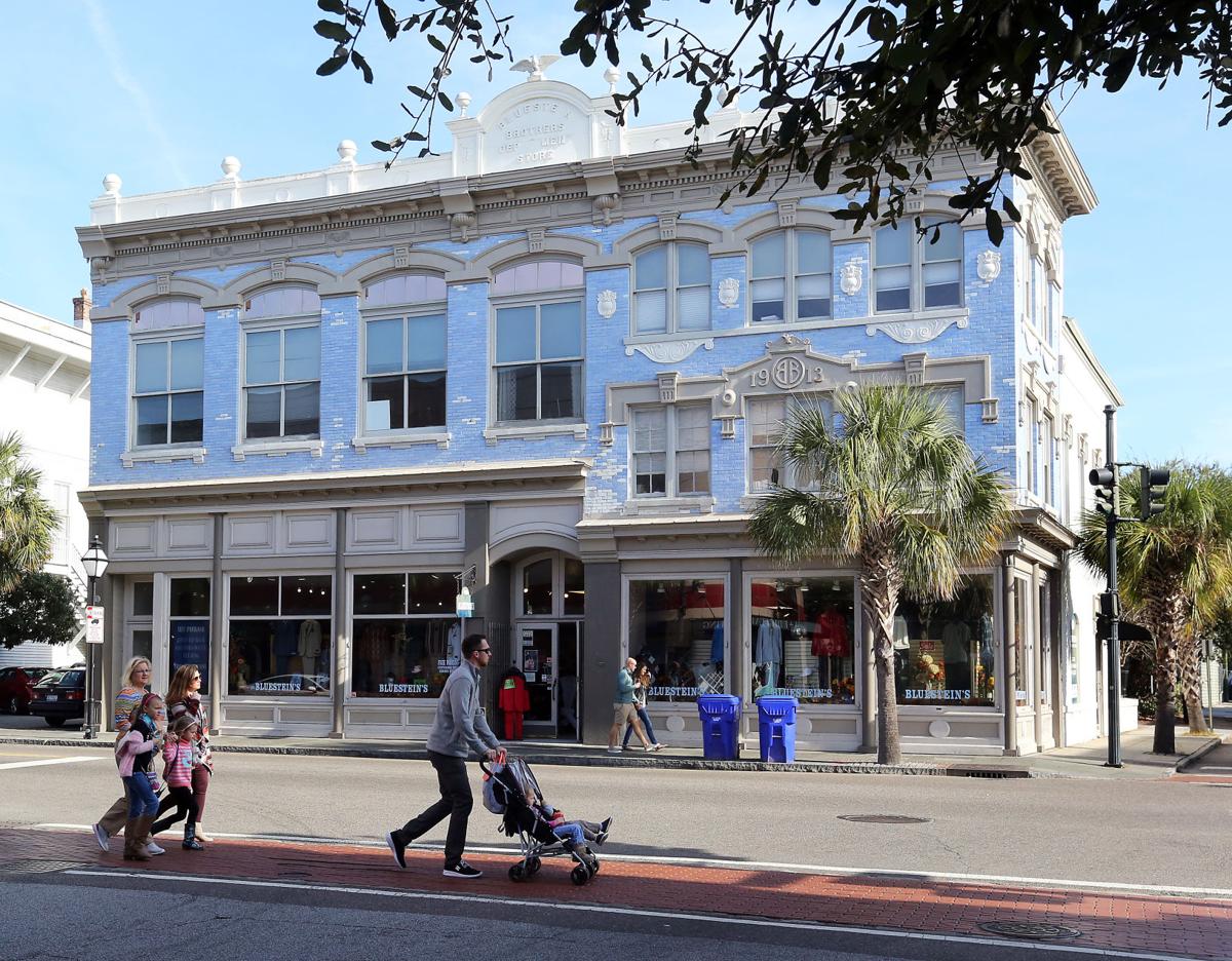 Bluestein S Menswear Shop Folding Up After 134 Years In Downtown