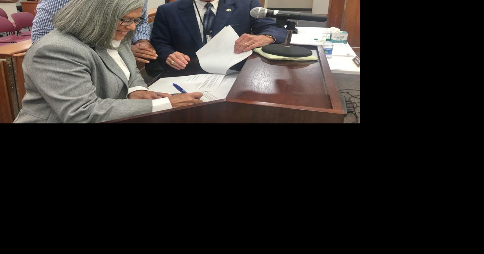Georgetown City Council approves $140,000 salary for new administrator