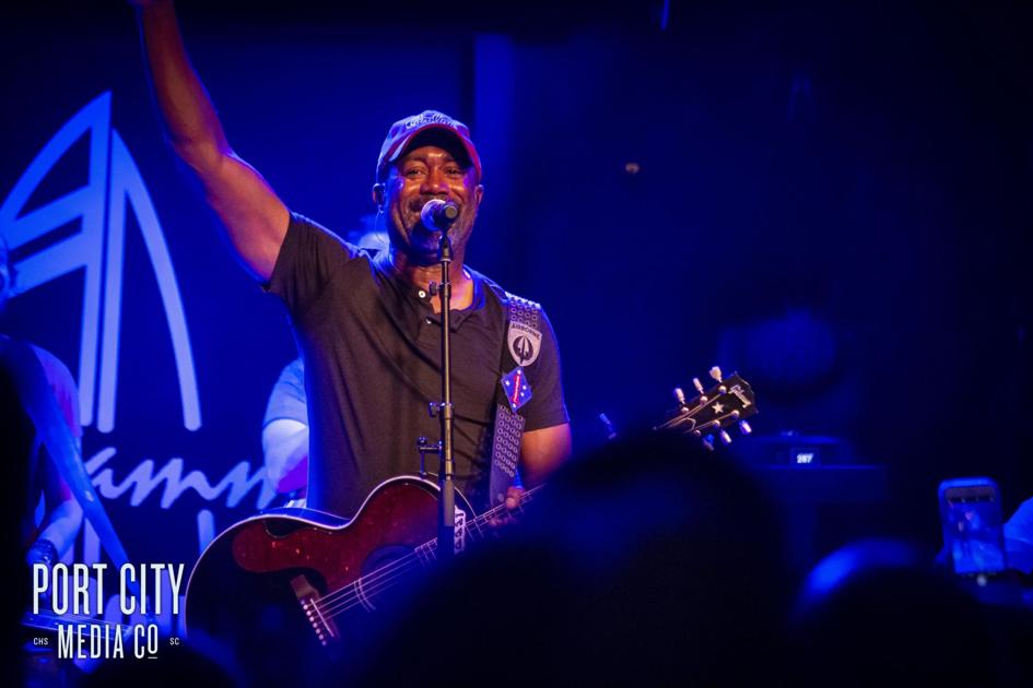 Darius Rucker performs birthday concert at one of his favorite