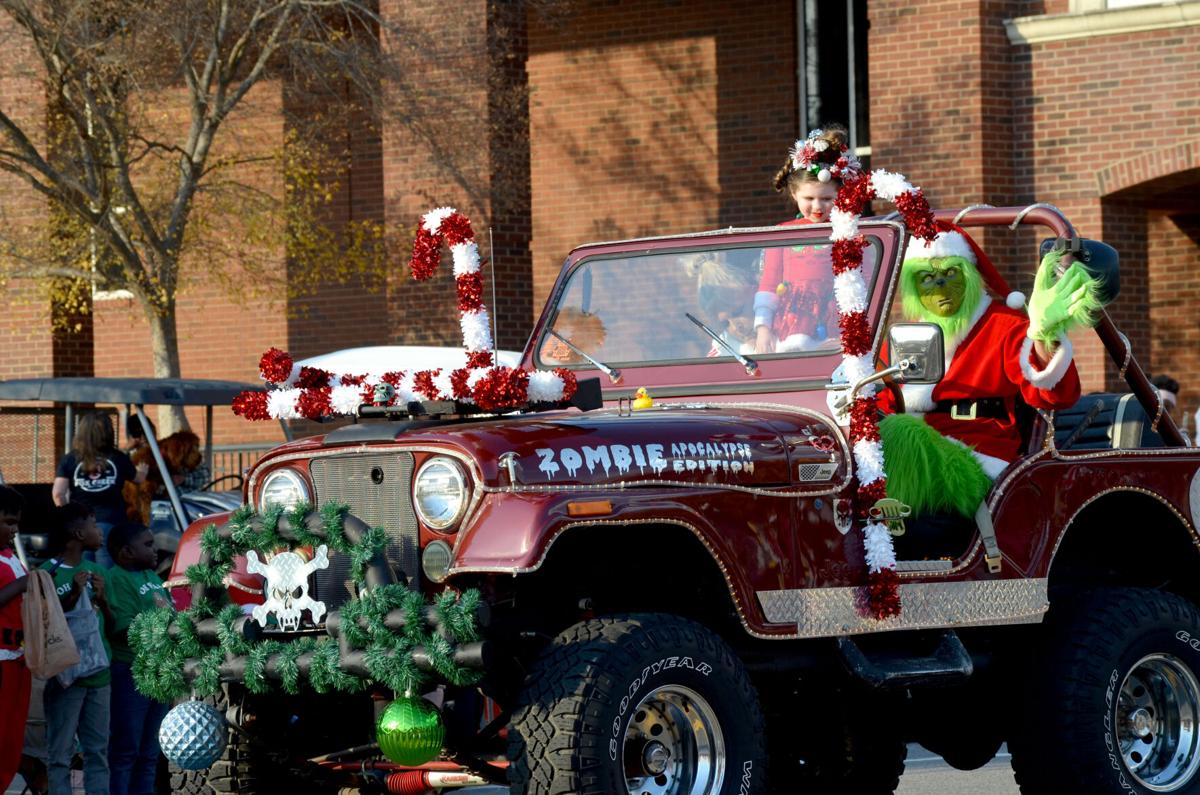 ChristmasParade_Cannon8.jpg