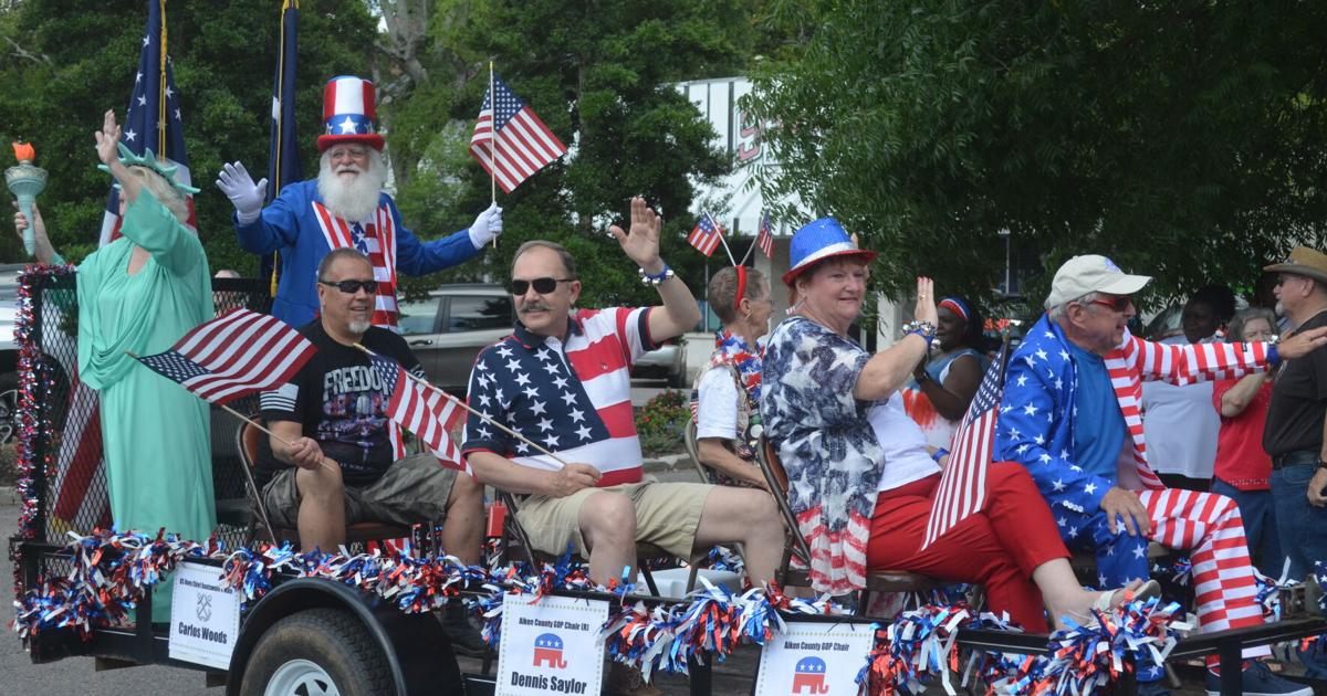 Hundreds pack downtown Aiken on Saturday for Memorial Day Parade