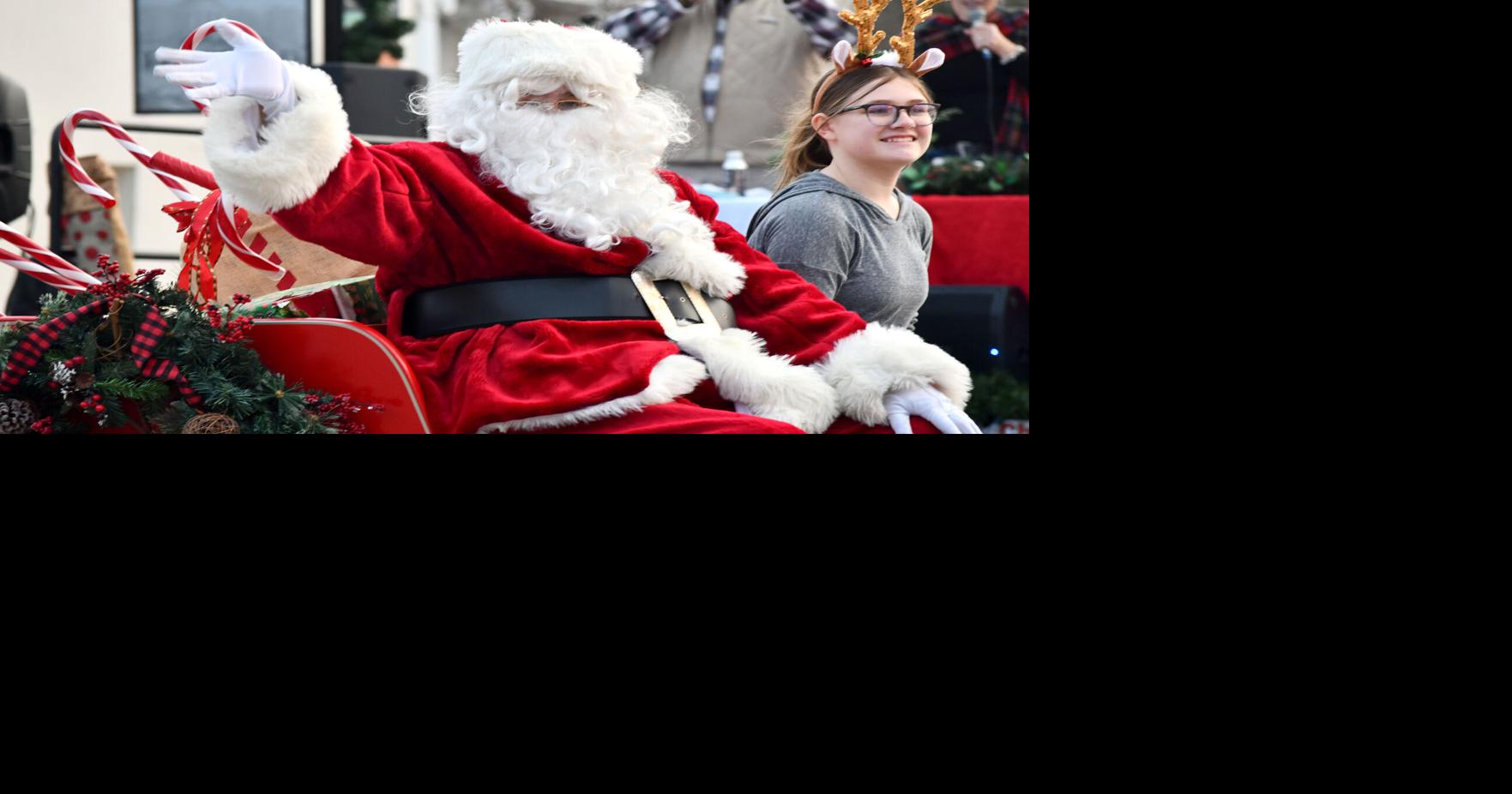 Edgefield gets into holiday spirit with annual Christmas parade North